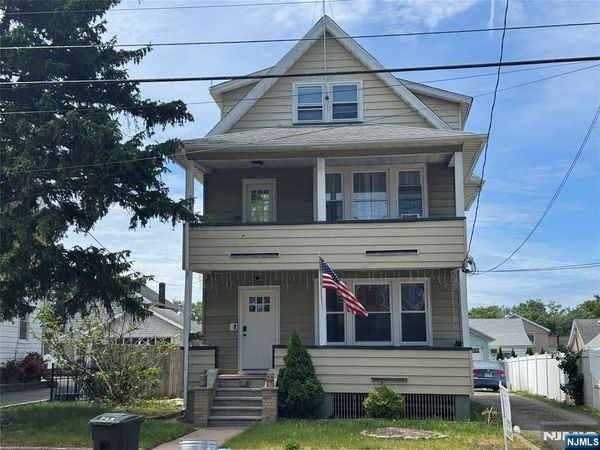138 Carlton Avenue, EAST RUTHERFORD, NJ 07073