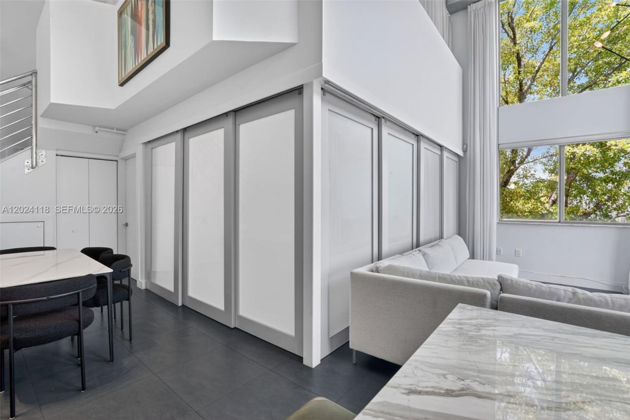 900 4th St , Unit 6, Miami Beach, FL 33139 Photo