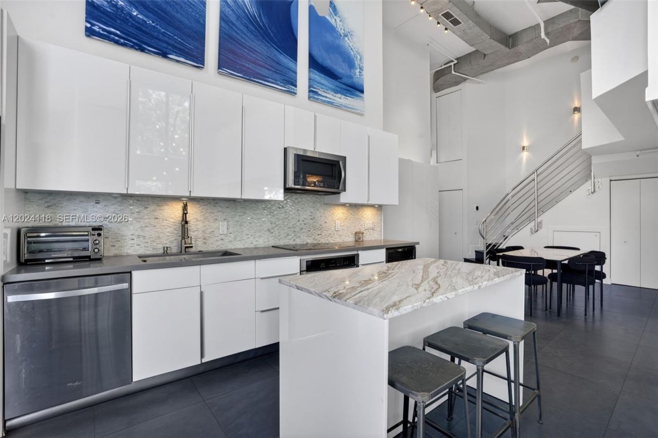 900 4th St , Unit 6, Miami Beach, FL 33139 Photo