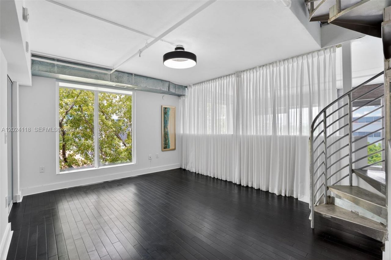 900 4th St , Unit 6, Miami Beach, FL 33139 Photo