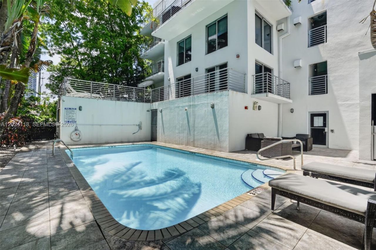 900 4th St , Unit 6, Miami Beach, FL 33139 Photo