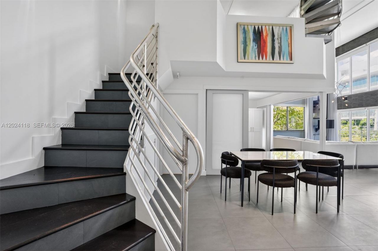 900 4th St , Unit 6, Miami Beach, FL 33139 Photo