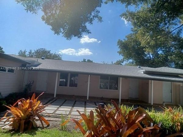 2016 NE 14th Ct , Unit 2, Fort Lauderdale, FL 33304