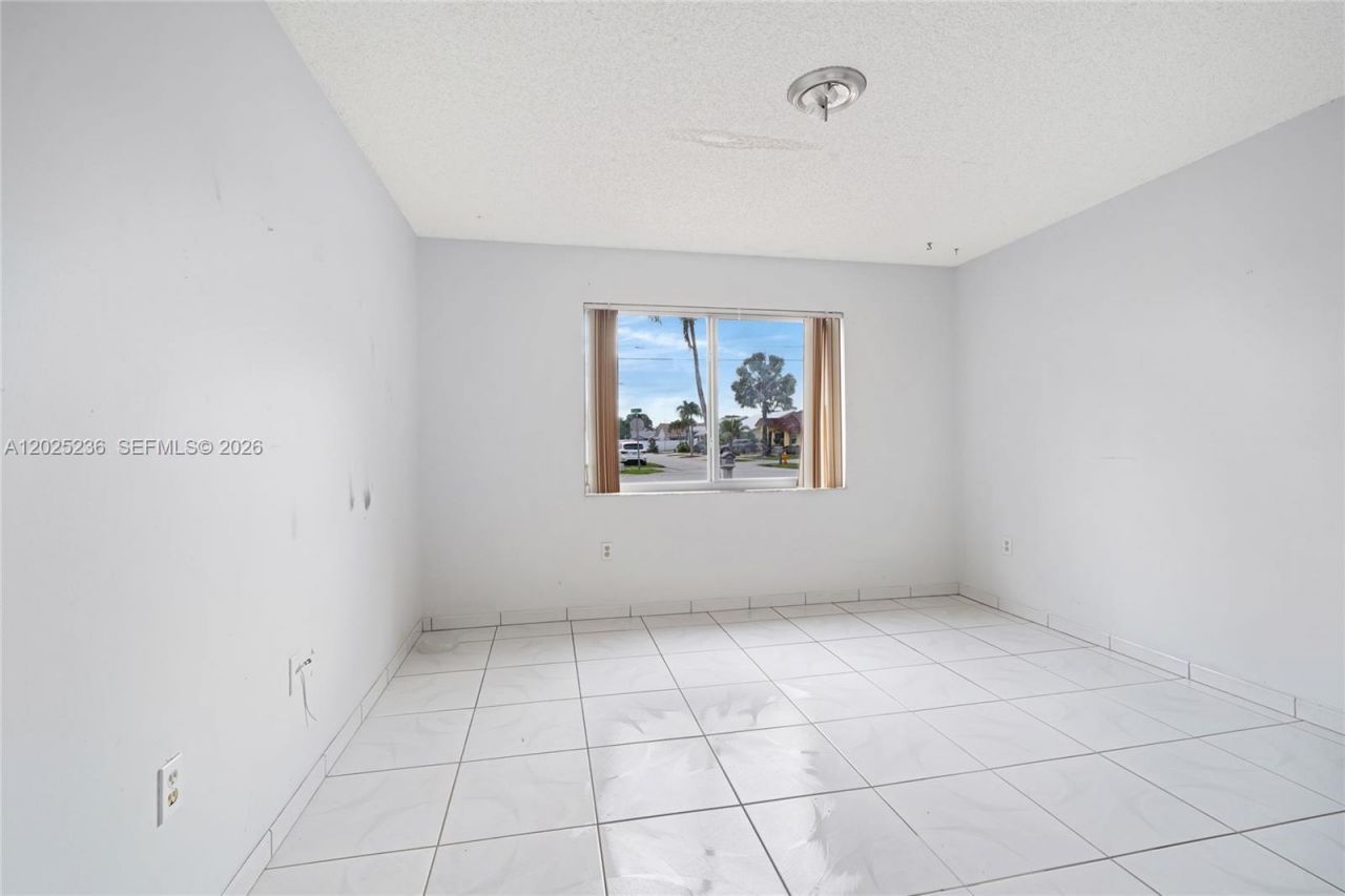 1201 SW 142nd Ave , Miami, FL 33184 Photo