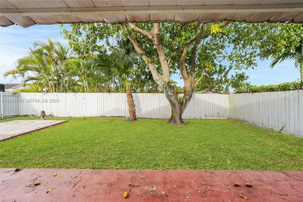 1201 SW 142nd Ave , Miami, FL 33184 Photo