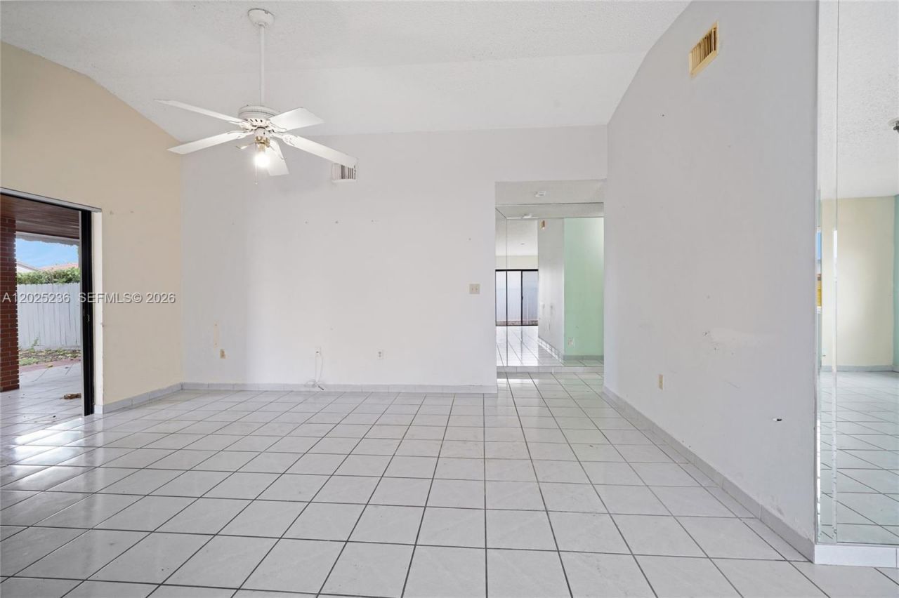 1201 SW 142nd Ave , Miami, FL 33184 Photo