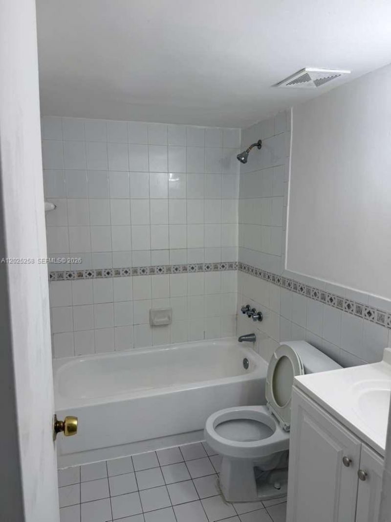 251 NW 177th St , Unit A-111, Miami Gardens, FL 33169 Photo