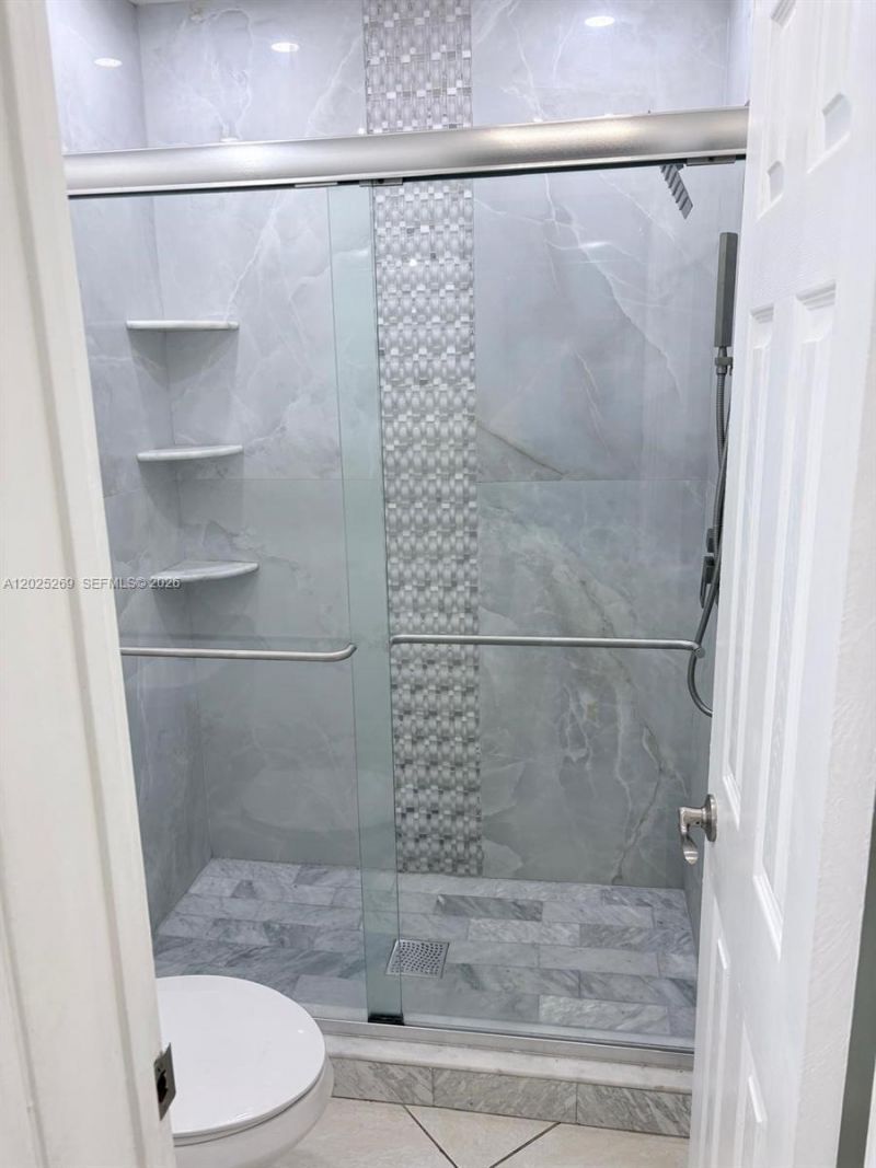 3987 N Carambola Cir N, Unit 2923, Coconut Creek, FL 33066 Photo