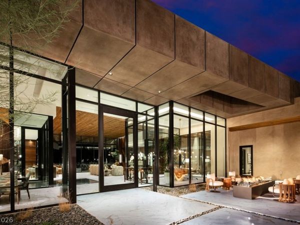 7 Stoneshead Court , Henderson, NV 89012