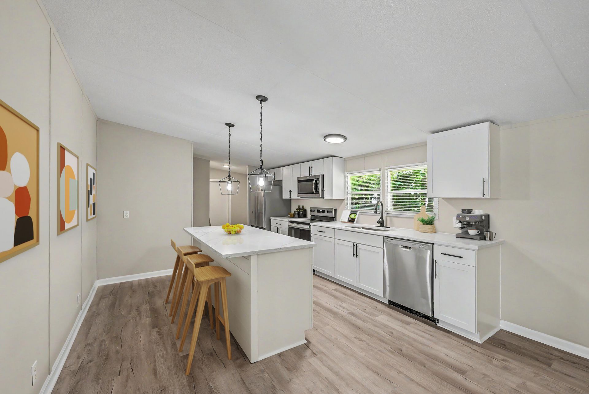 100 Carroll Lane Photo 9