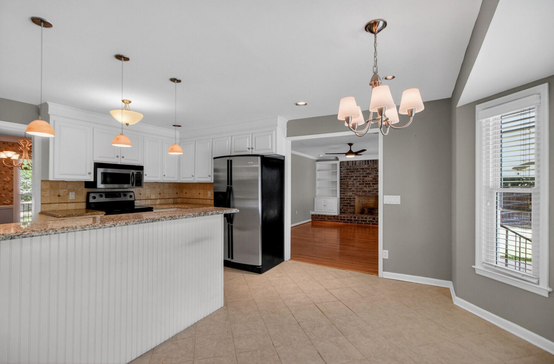 104 Laurens Court Photo 12
