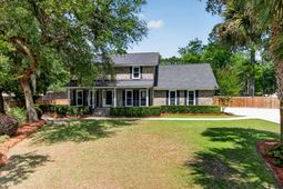 104 Laurens Court photo 4