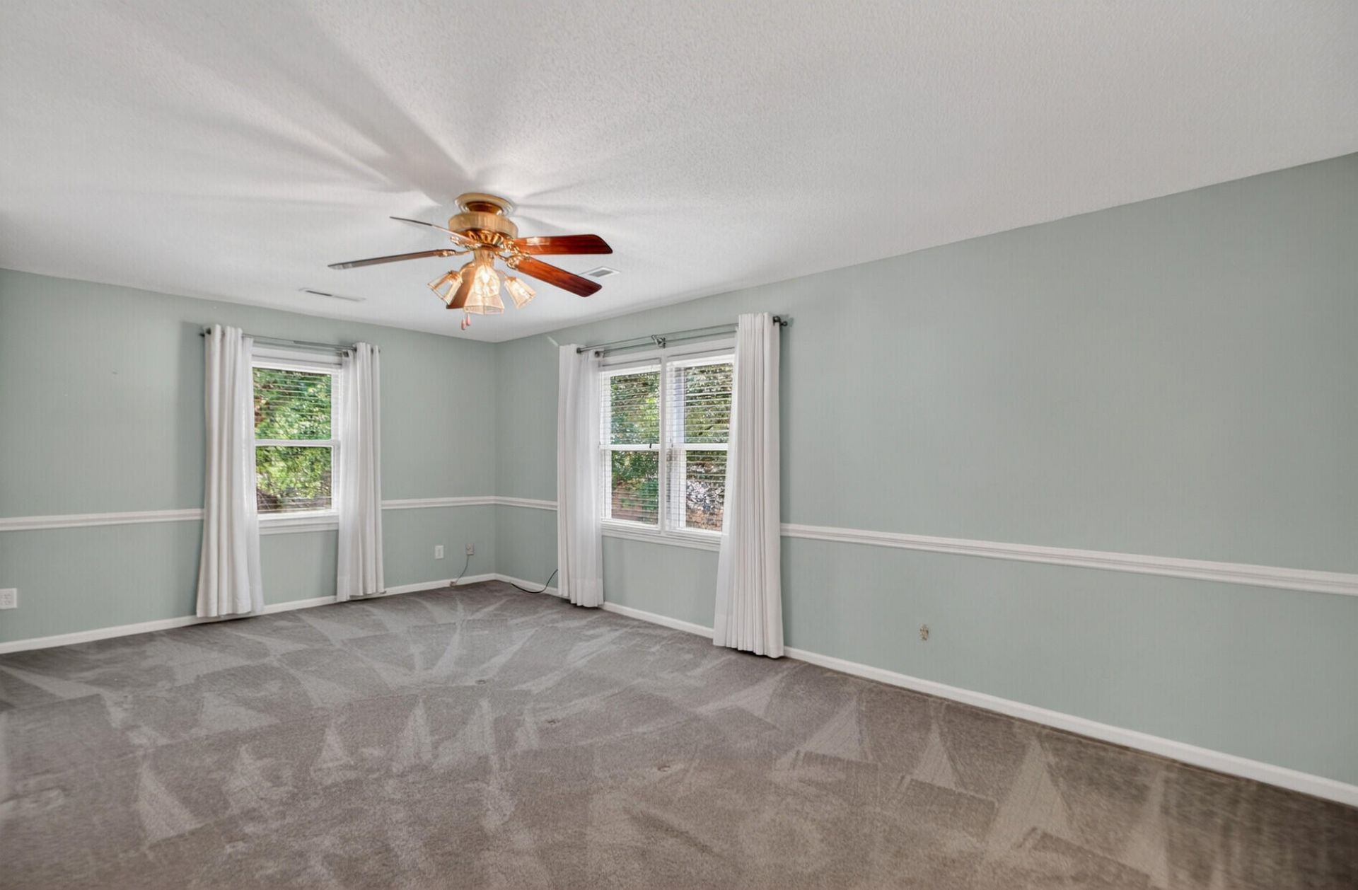 104 Laurens Court Photo 22