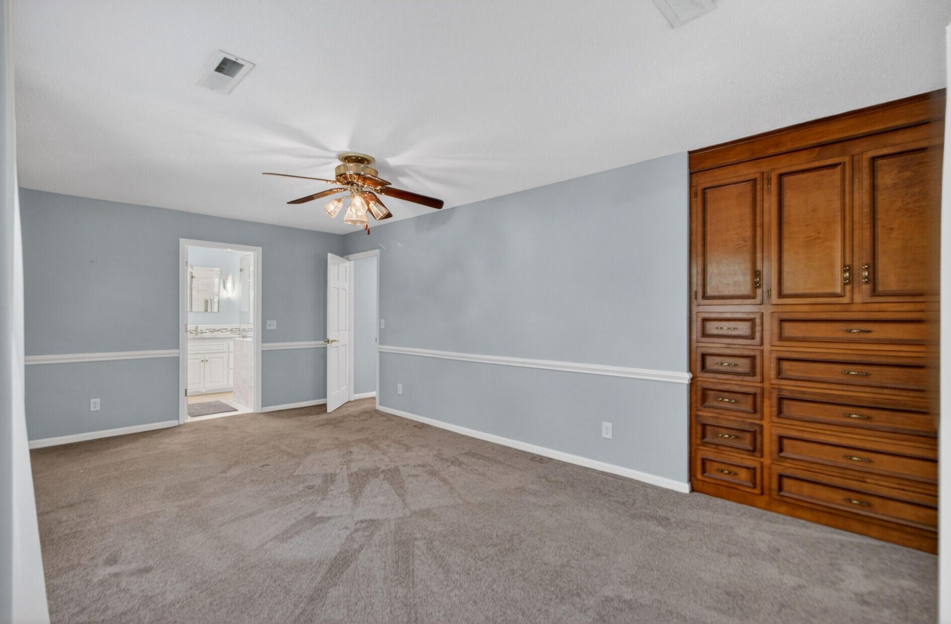 104 Laurens Court Photo 23