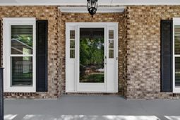 104 Laurens Court photo 4