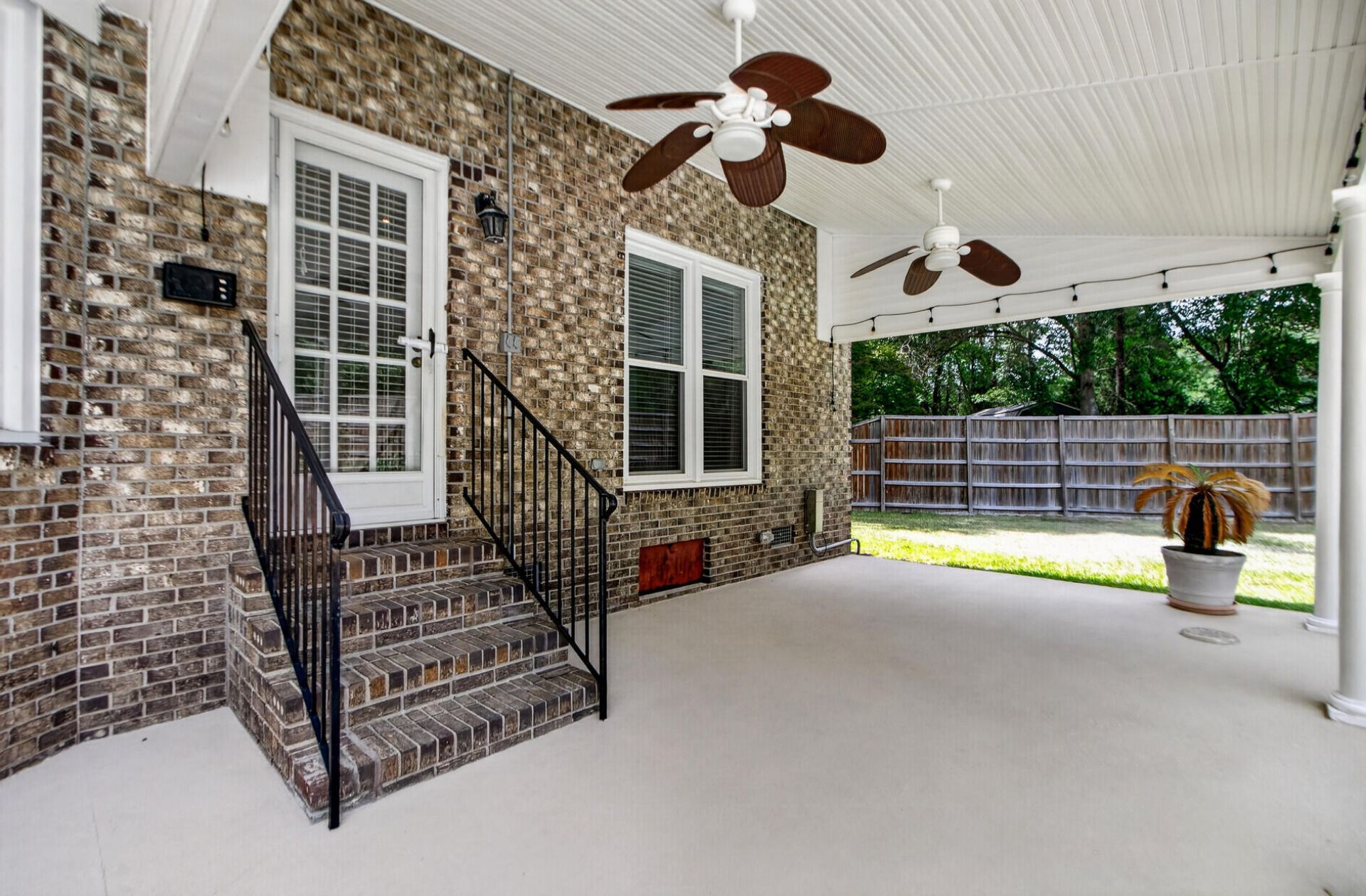 104 Laurens Court Photo 34