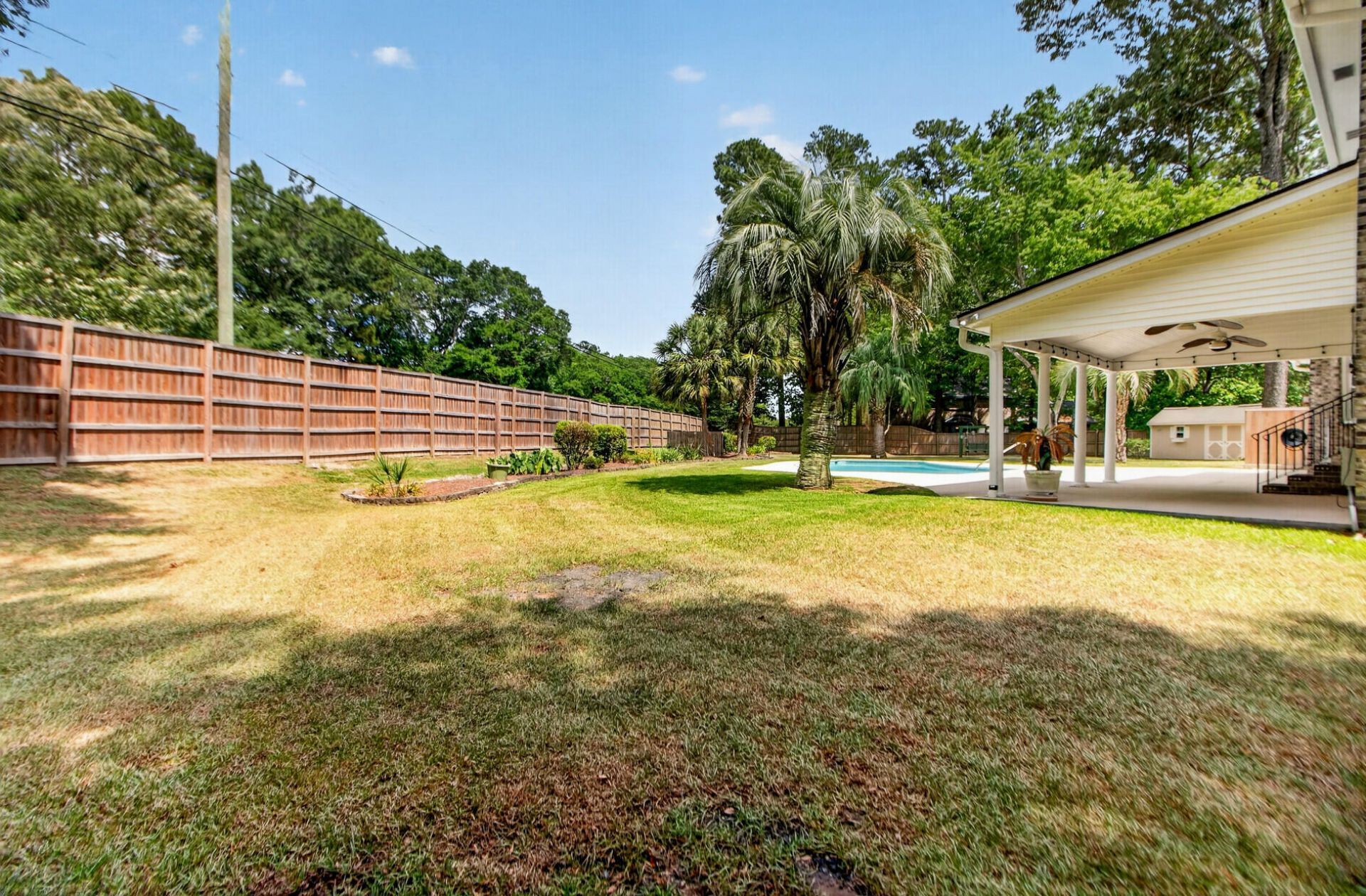 104 Laurens Court Photo 42