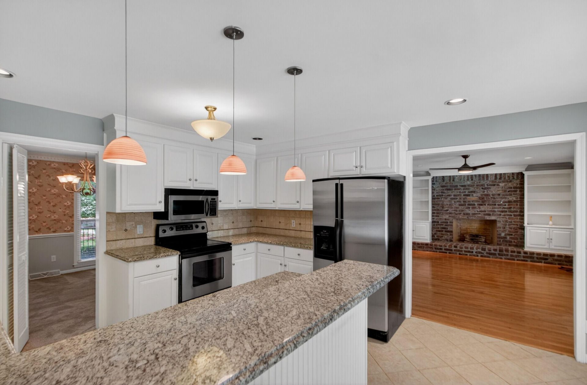 104 Laurens Court Photo 8
