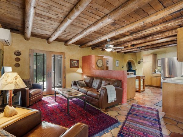 36 Sandy Way , Santa Fe, NM 87506