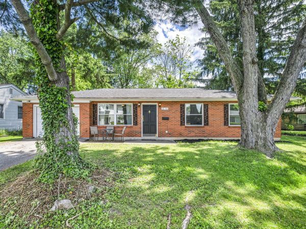3252 Burdett Court, Columbus, OH 43232