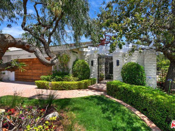 1708 Royal Saint George Drive, Westlake Village, CA 91362