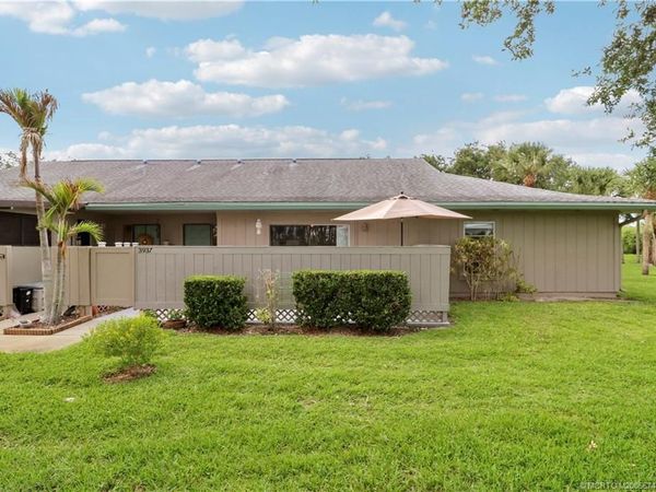 3937 NW Cinnamon Tree Circle, Jensen Beach, FL 34957
