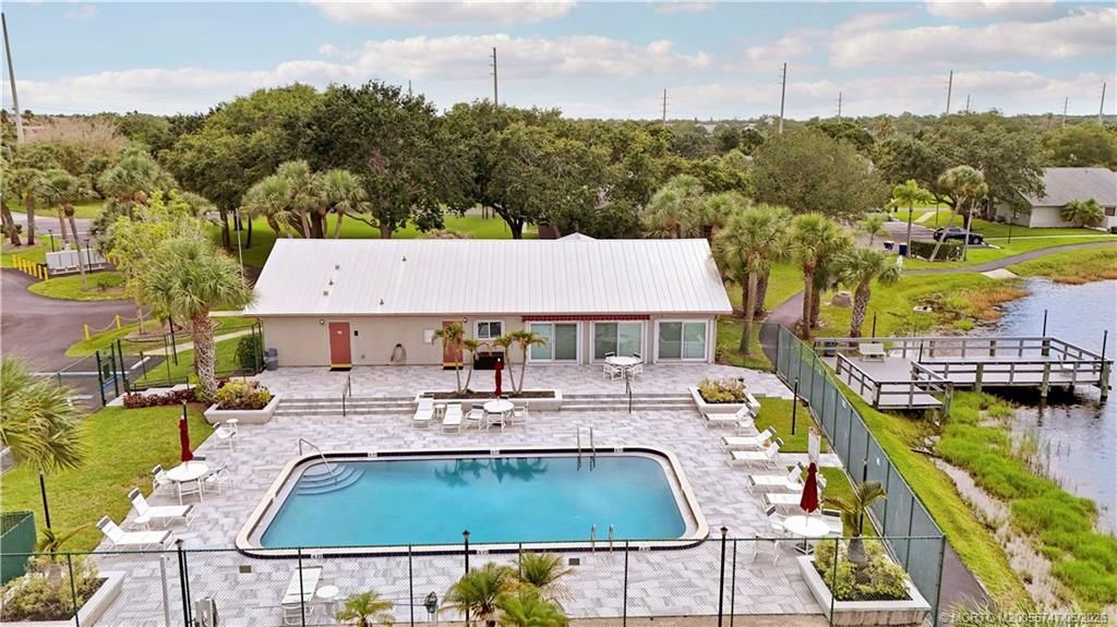 3937 NW Cinnamon Tree Circle, Jensen Beach, FL 34957 Photo