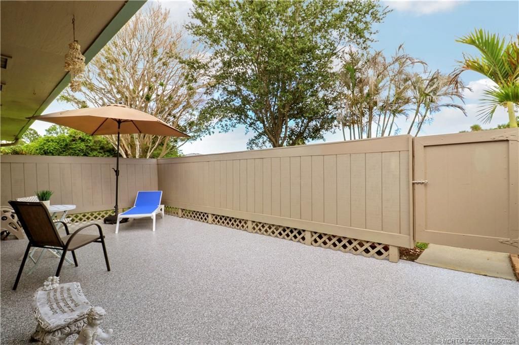 3937 NW Cinnamon Tree Circle, Jensen Beach, FL 34957 Photo