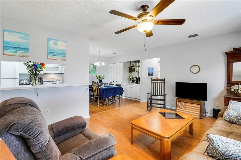 3937 NW Cinnamon Tree Circle, Jensen Beach, FL 34957 Photo