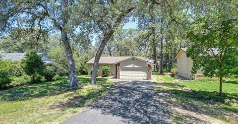 14069 Torrey Pines Dr, Auburn, CA 95602 Photo