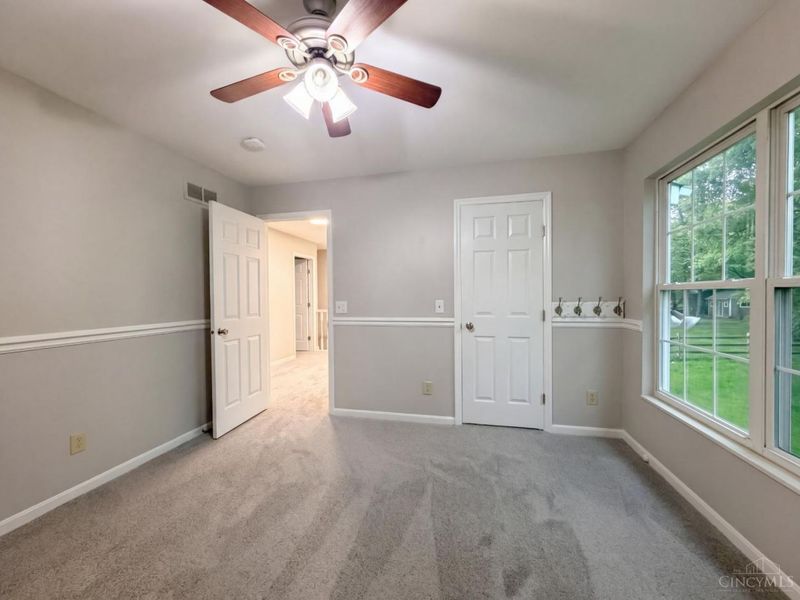 12173 Village Woods Drive, Sharonville, OH 45241 Photo 16
