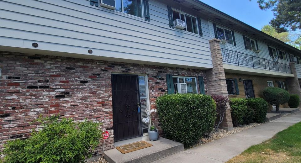 310 Smithridge Park, Reno, NV 89502 Photo