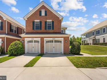 44125 PEIROSA TERRACE, CHANTILLY, VA 20152