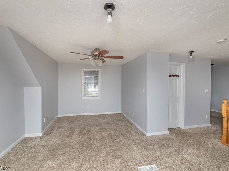 8324 Chesterfield Avenue, Parma, OH 44129 Photo 16