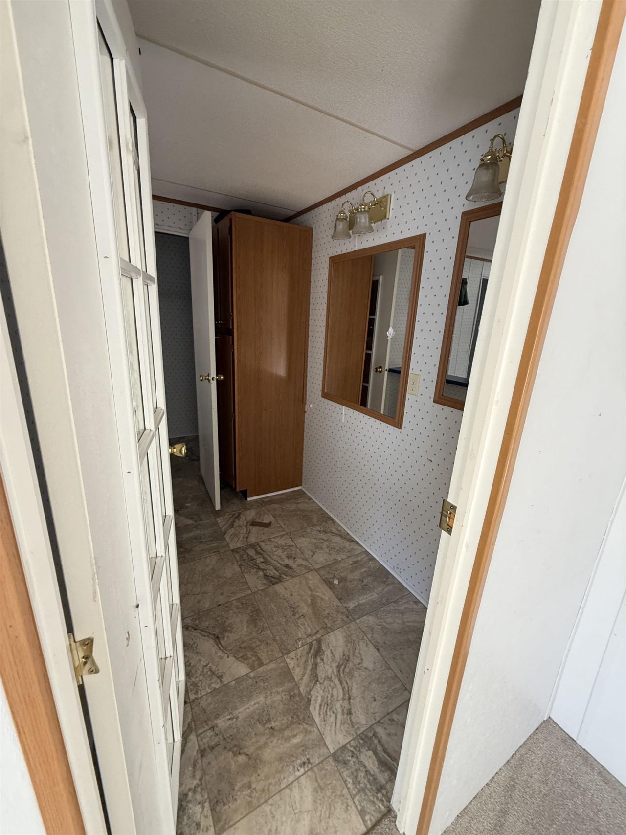 379 Harvest Moon Dr.  Photo 6