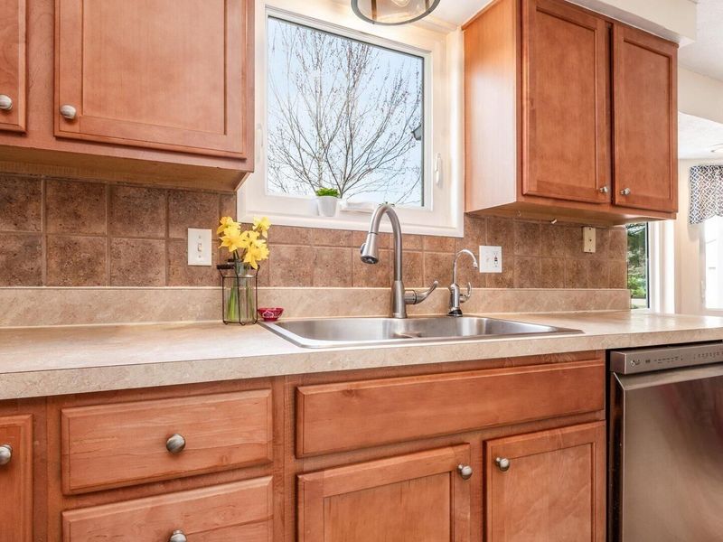 110 Canterberry Lane SW, Reynoldsburg, OH 43068 Photo 14