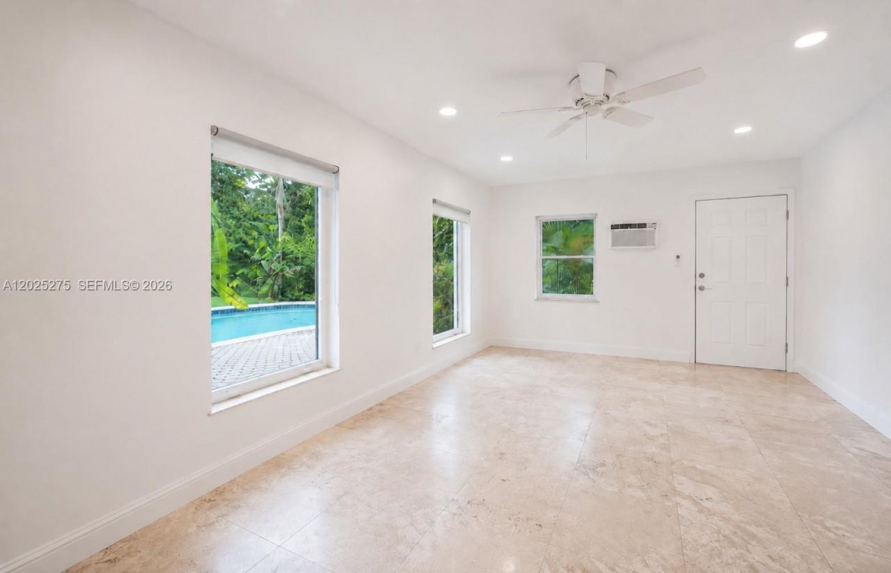 1329 Tyler St , Hollywood, FL 33019 Photo
