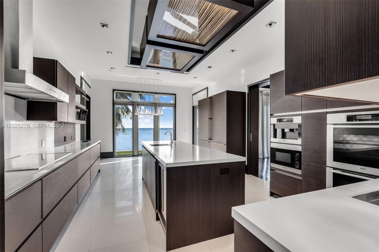 760 S Mashta Dr , Key Biscayne, FL 33149 Photo