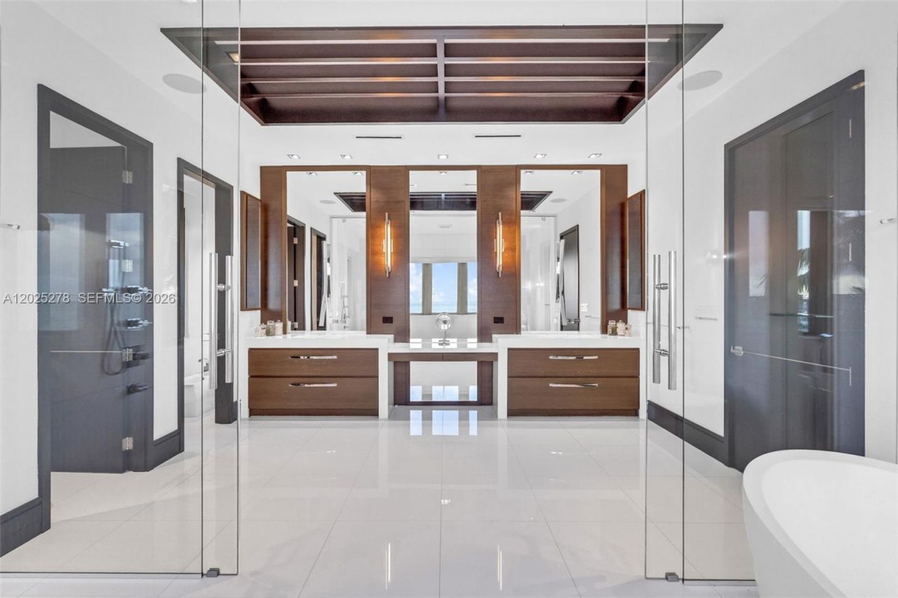 760 S Mashta Dr , Key Biscayne, FL 33149 Photo