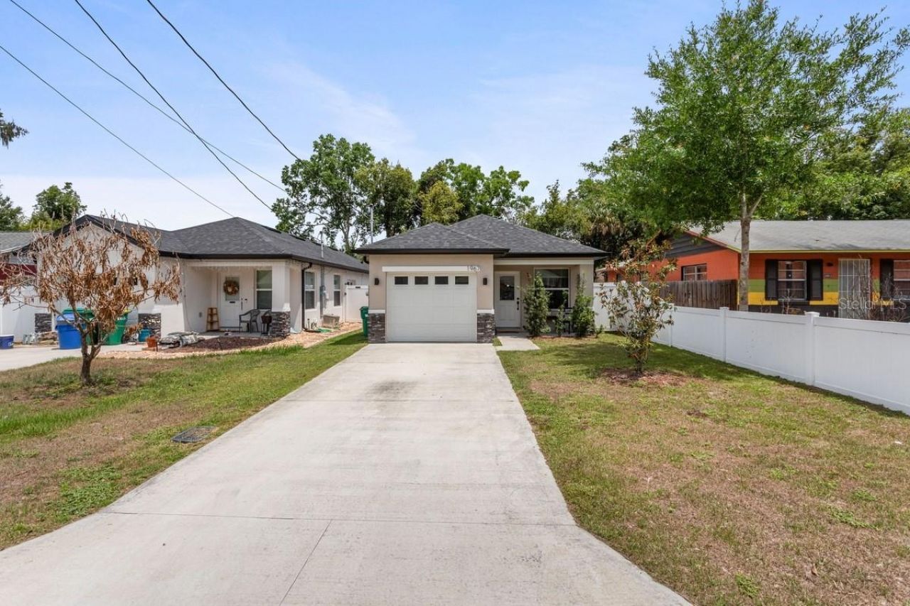 1967 Virginia Avenue, Eustis, FL 32726 Photo