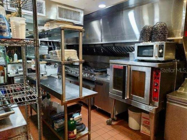 317 N Orange Street, New Smyrna Beach, FL 32168 Photo