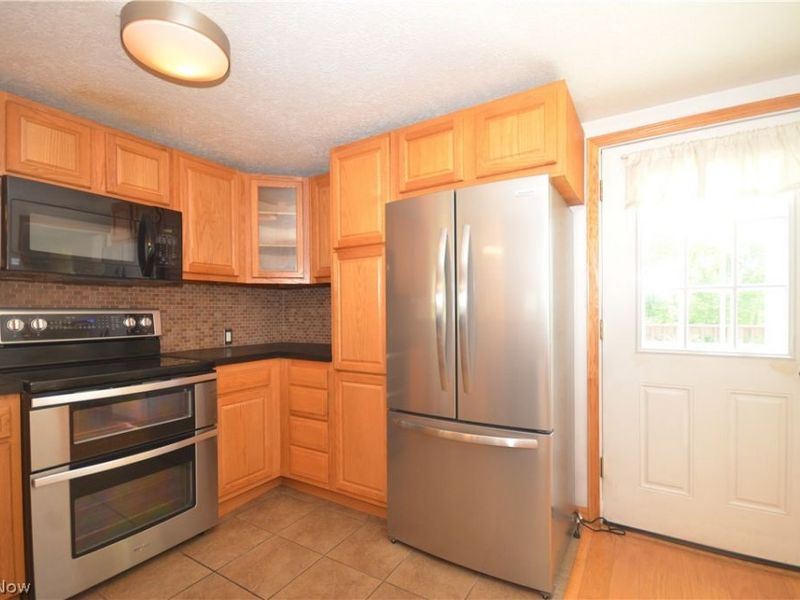 578 Perry Road, Tallmadge, OH 44278 Photo 15