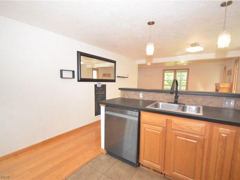 578 Perry Road, Tallmadge, OH 44278 Photo 16