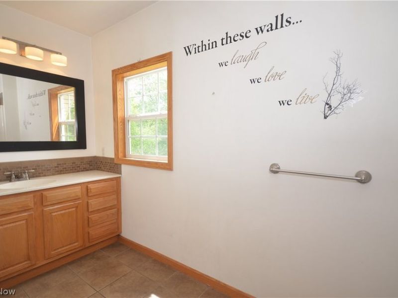 578 Perry Road, Tallmadge, OH 44278 Photo 35