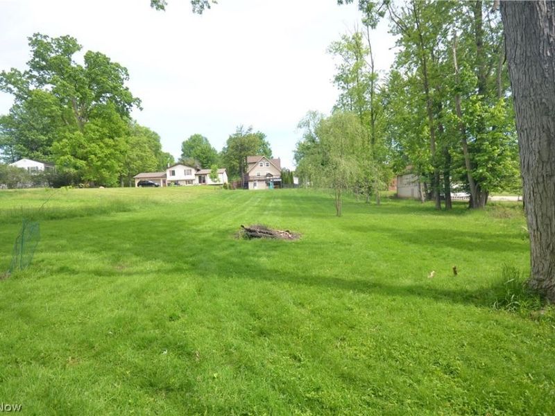 578 Perry Road, Tallmadge, OH 44278 Photo 5