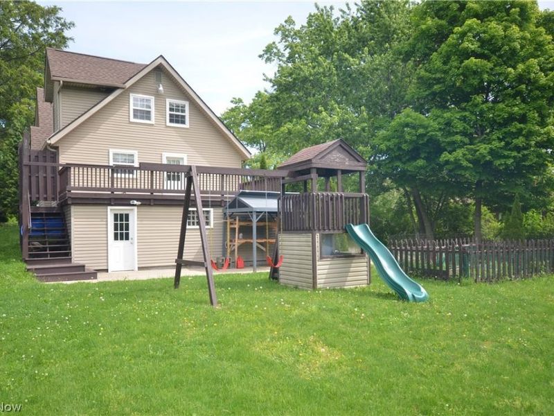 578 Perry Road, Tallmadge, OH 44278 Photo 6