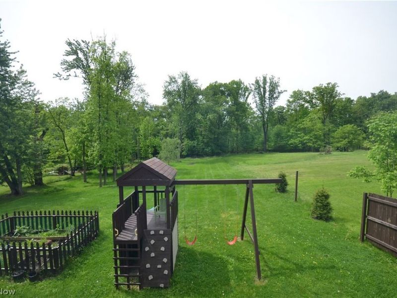 578 Perry Road, Tallmadge, OH 44278 Photo 7