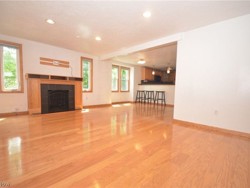 578 Perry Road, Tallmadge, OH 44278 Photo 9