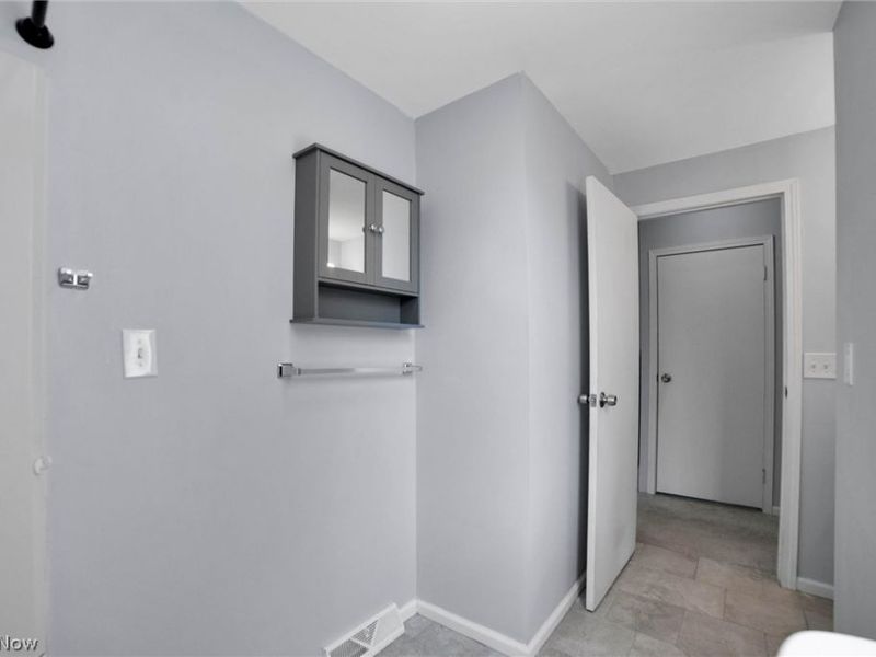3328 W 125th Street, Cleveland, OH 44111 Photo 22