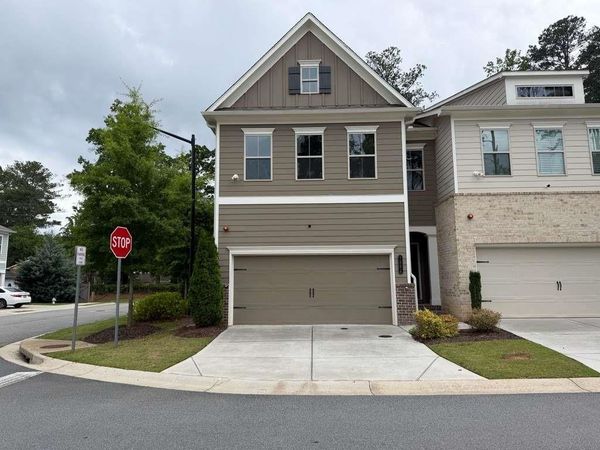 1084 Broadview Drive , Marietta, GA 30062